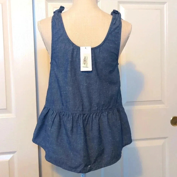 Guess Simone Cascading Ruffle Chambray Top - Picture 4 of 6